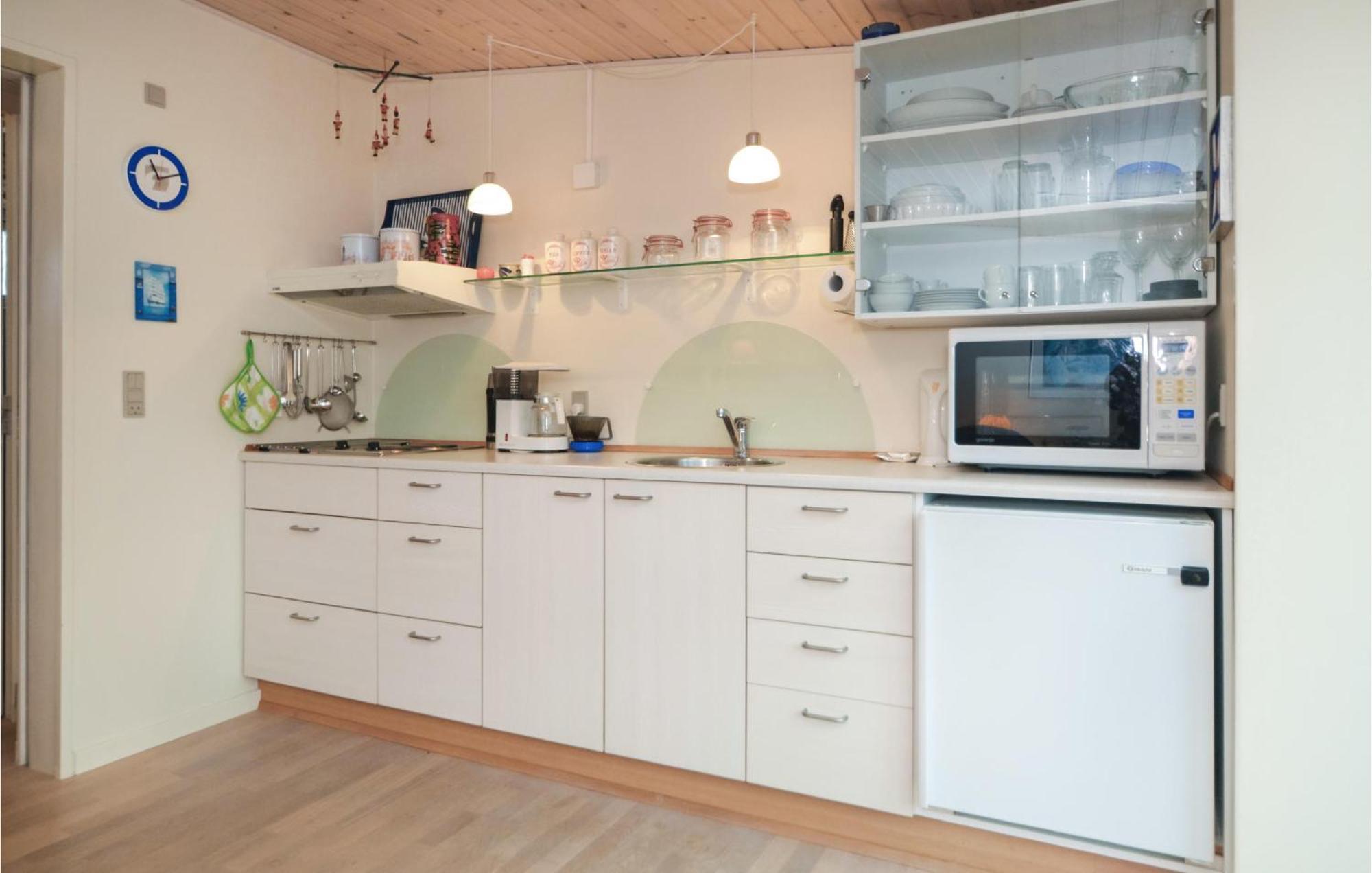 Cozy Home In Vejers Strand With Kitchen Eksteriør bilde